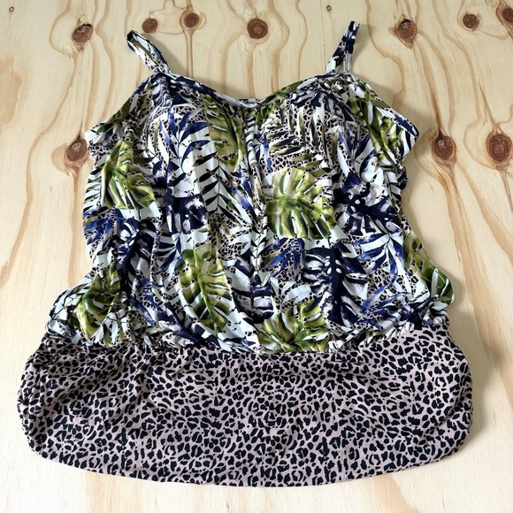 SwimsuitsForAll Tops - New Swimsuits For All Tankini Top Women 20 Blue Floral Lined Sleeveless Nylon